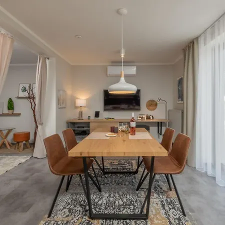 דירה Redfoxapartment Garden קאספרסקה הורי