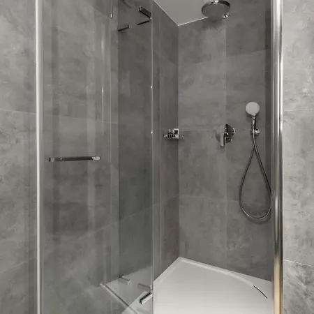 Redfoxapartment Garden Апартаменты *