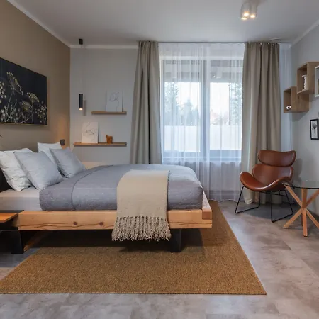 Redfoxapartment Garden קאספרסקה הורי