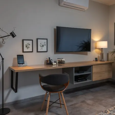 Redfoxapartment Garden * קאספרסקה הורי