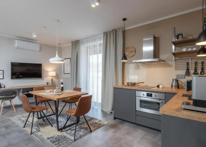 Redfoxapartment Garden Апартаменты *